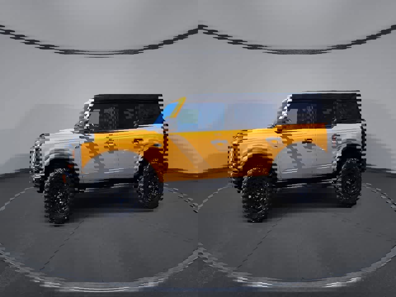 Used 2022 Ford Bronco Wildtrak image 4