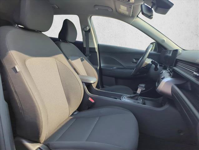 Used 2025 Hyundai Kona SEL FWD image 29