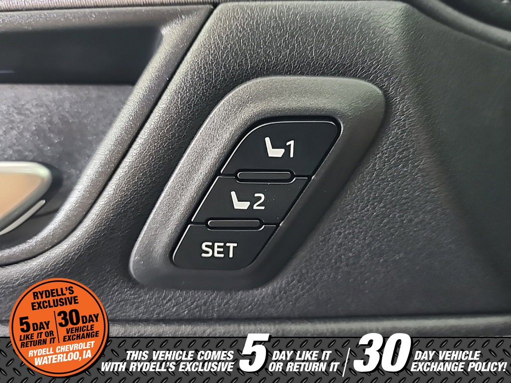 Used 2021 Toyota Venza XLE w/ Softex Package image 34