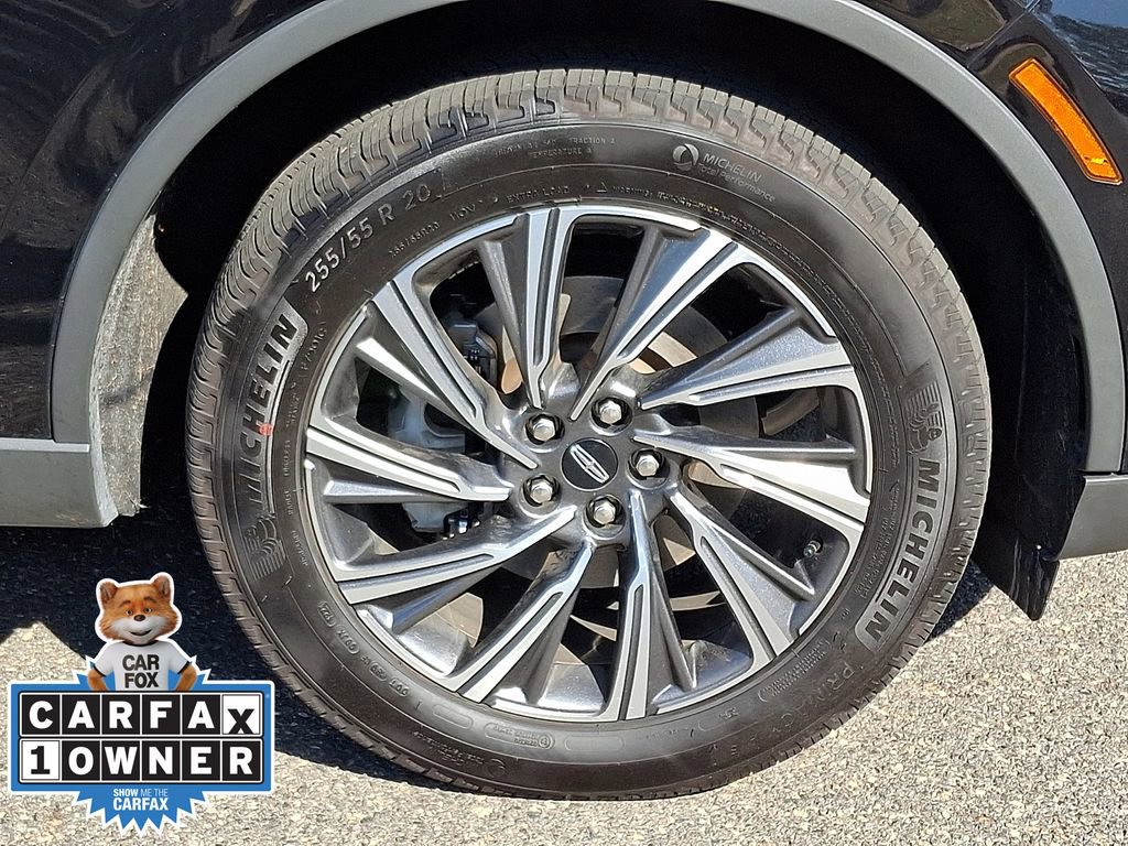 Used 2025 Lincoln Aviator AWD image 6