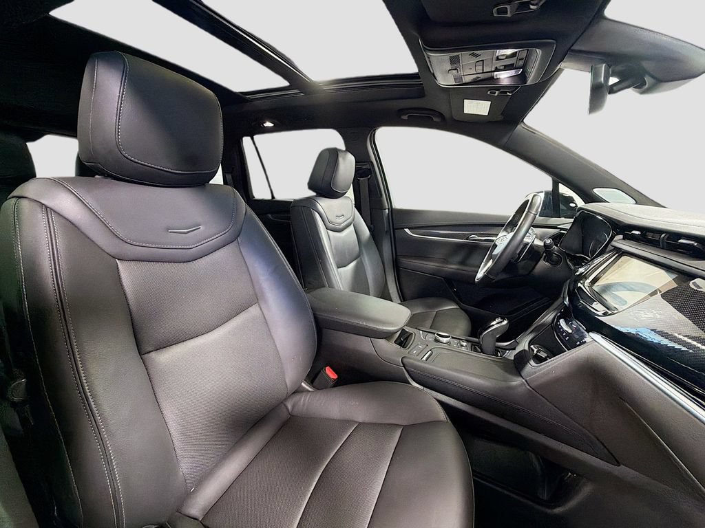 Certified 2024 Cadillac XT6 Sport AWD/4WD image 32