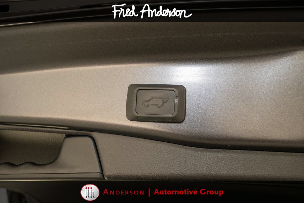 Certified 2022 Toyota RAV4 SE AWD/4WD image 6
