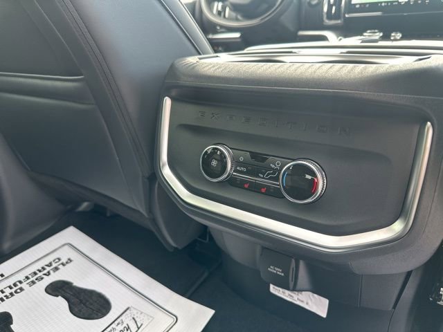 New 2025 Ford Expedition Platinum w/ Stealth Performance Package image 14