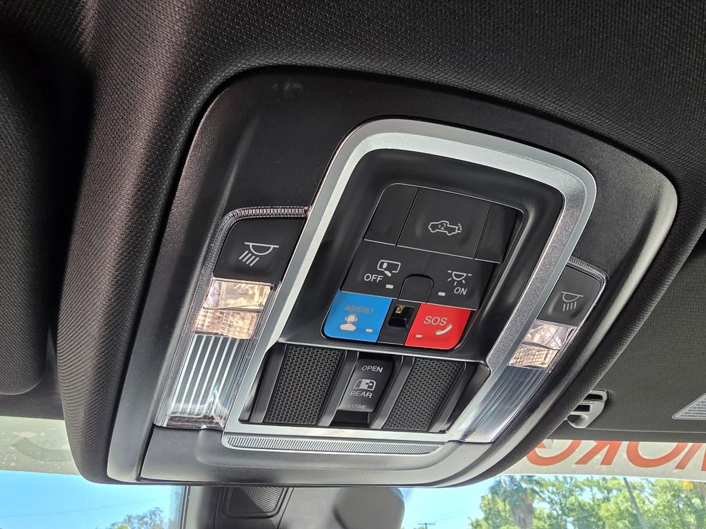 Certified 2026 RAM 1500 Limited w/ Body Color Bumper Group image 32