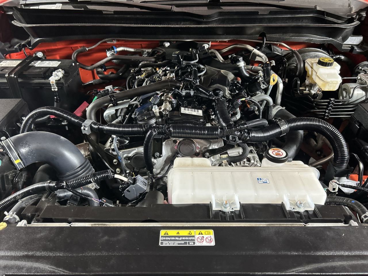 Used 2024 Toyota Tacoma TRD Off-Road image 10