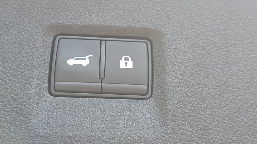 Certified 2025 INFINITI QX60 Sensory w/ Vision Package AWD/4WD image 24
