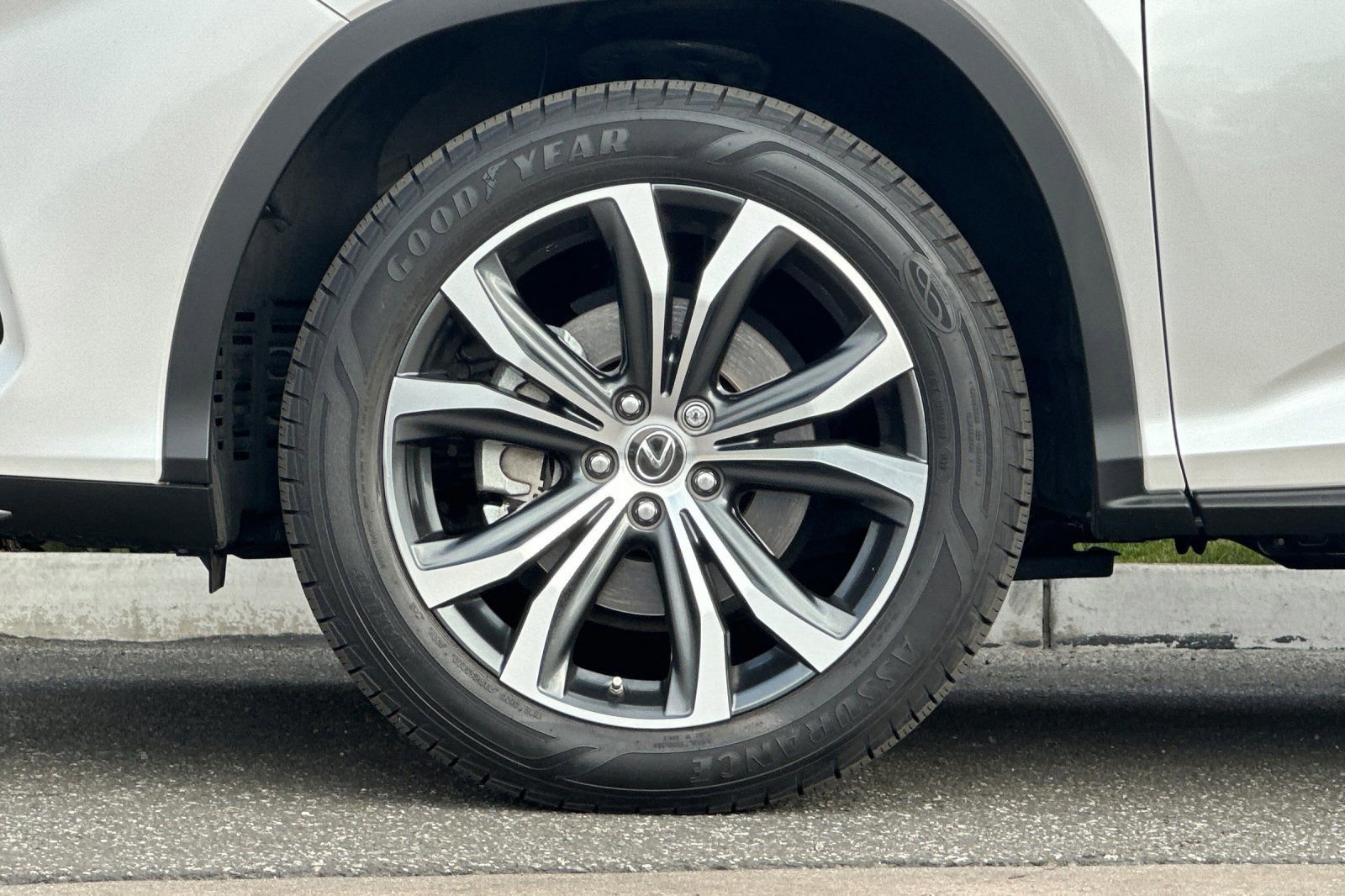 Certified 2022 Lexus RX 350 AWD w/ Premium Package image 31