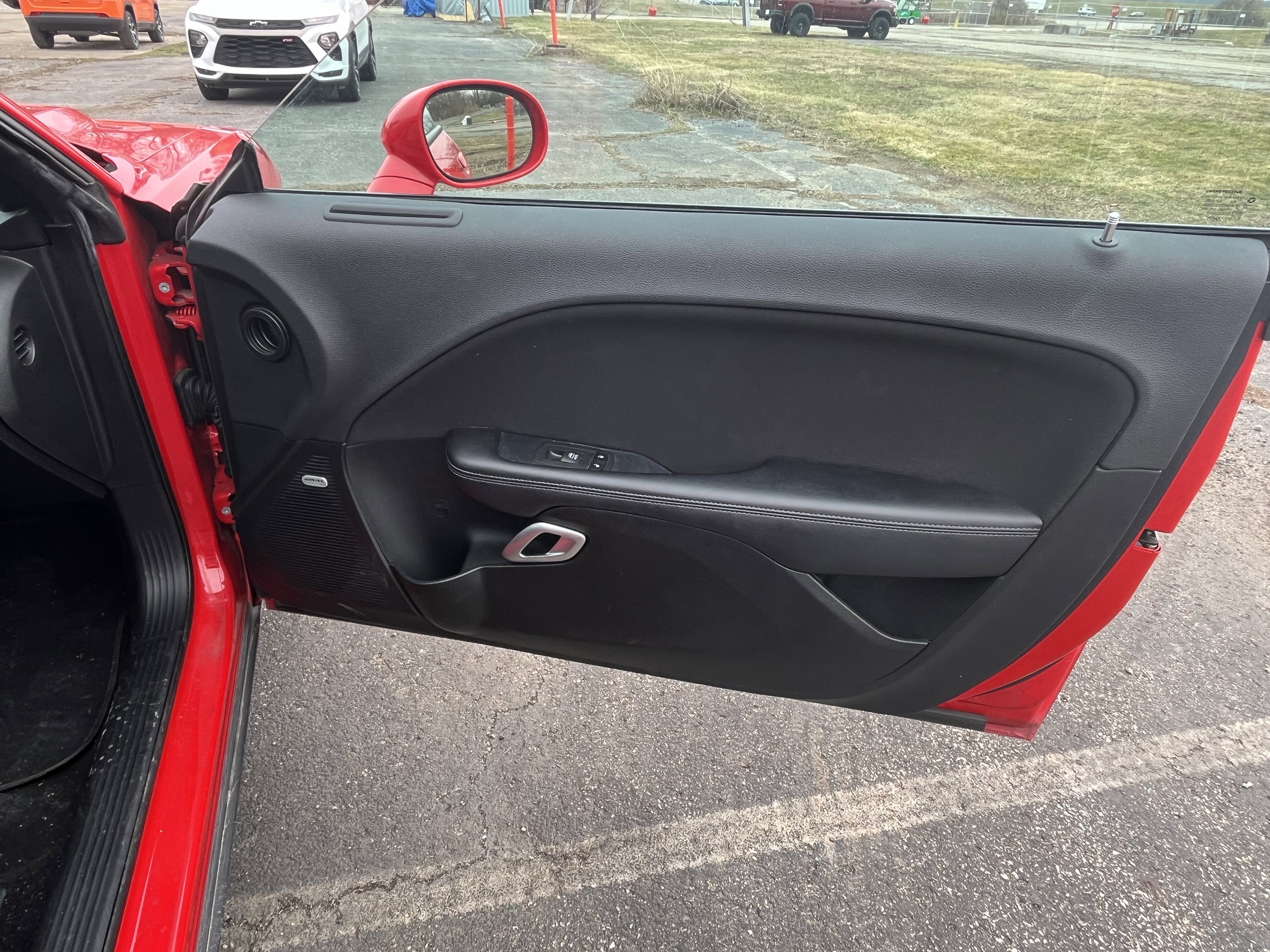 Used 2023 Dodge Challenger SXT image 15