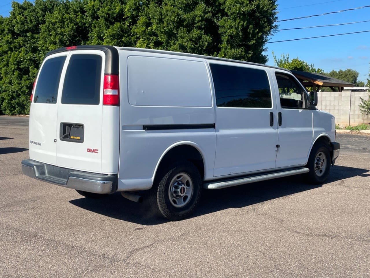 Used 2019 GMC Savana 2500 w/ Driver Convenience Package RWD image 3
