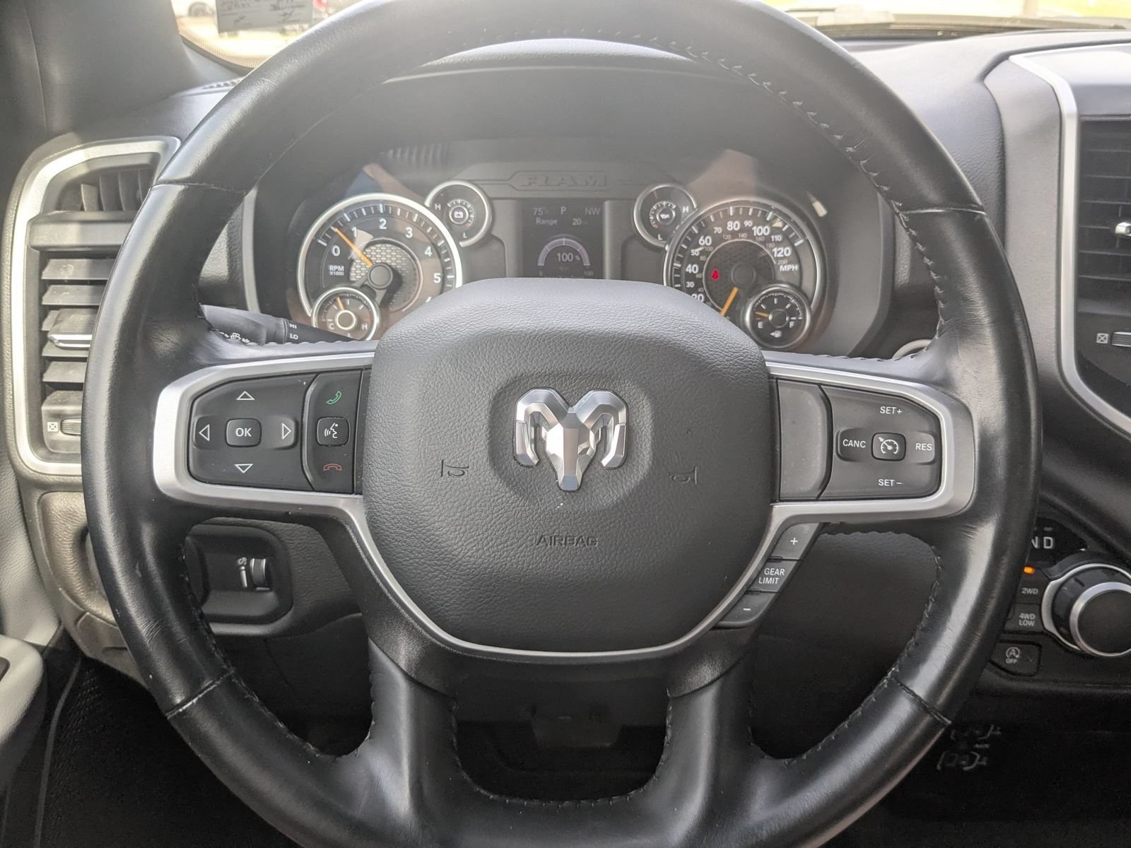 Used 2022 RAM 1500 Big Horn AWD/4WD image 18