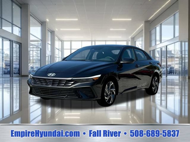 Used 2025 Hyundai Elantra Sport FWD image 1