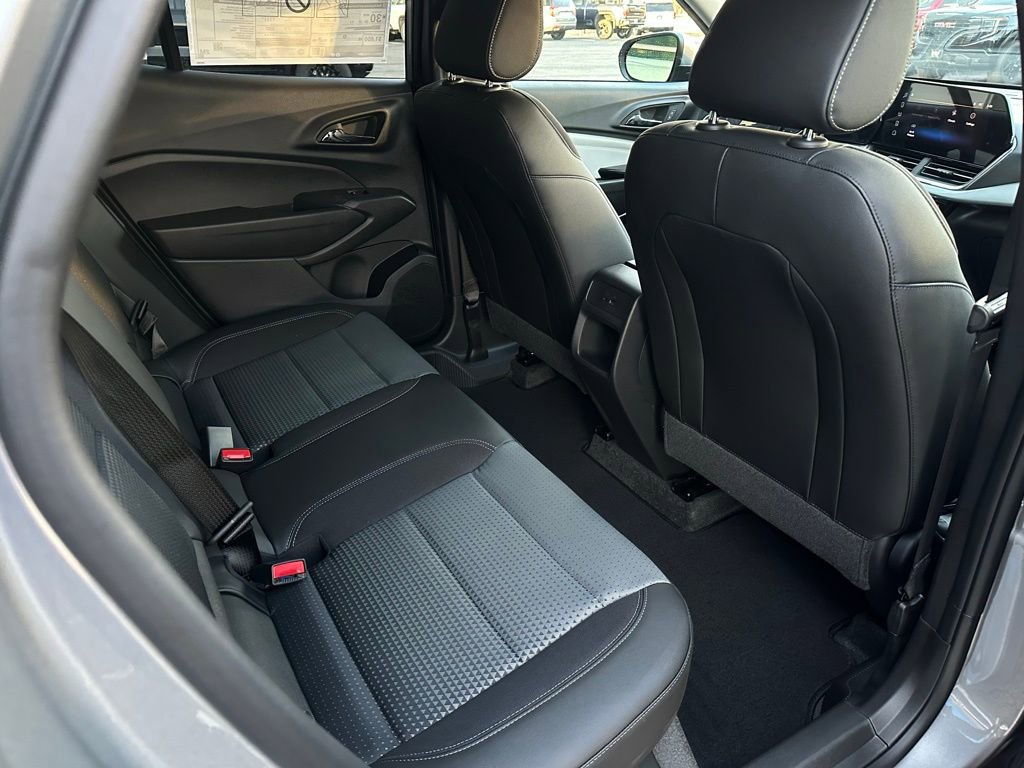New 2026 Chevrolet Trax LT w/ Driver Confidence Package image 18