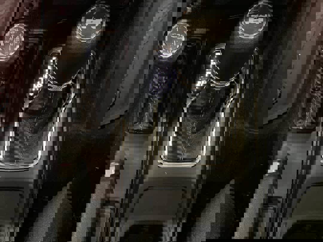 Used 2024 Jeep Wrangler Sport image 22