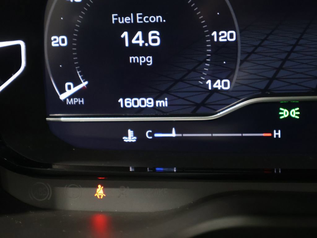 Used 2024 GMC Yukon Denali image 39