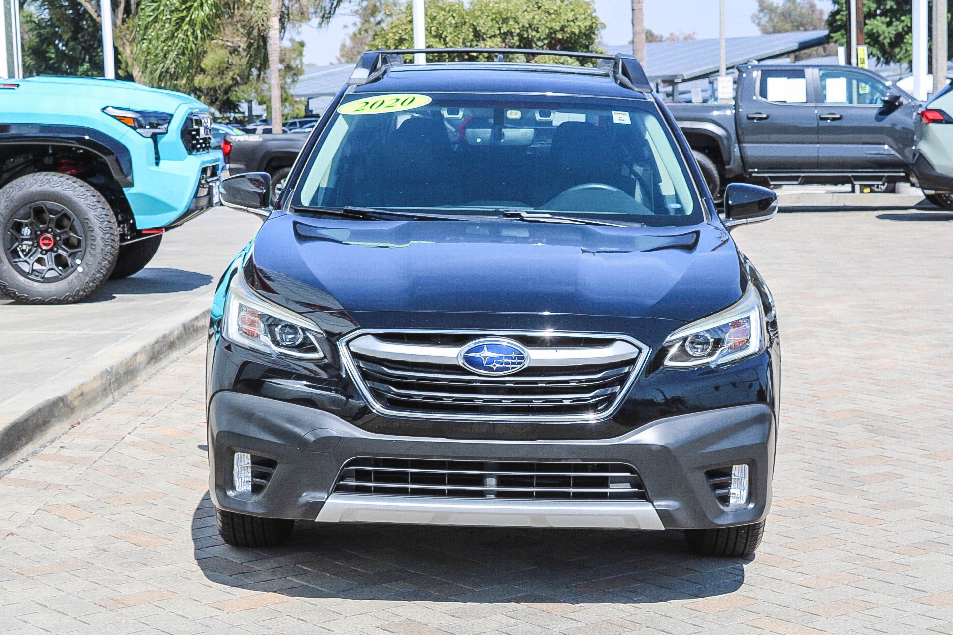 Used 2020 Subaru Outback Limited XT AWD/4WD image 2