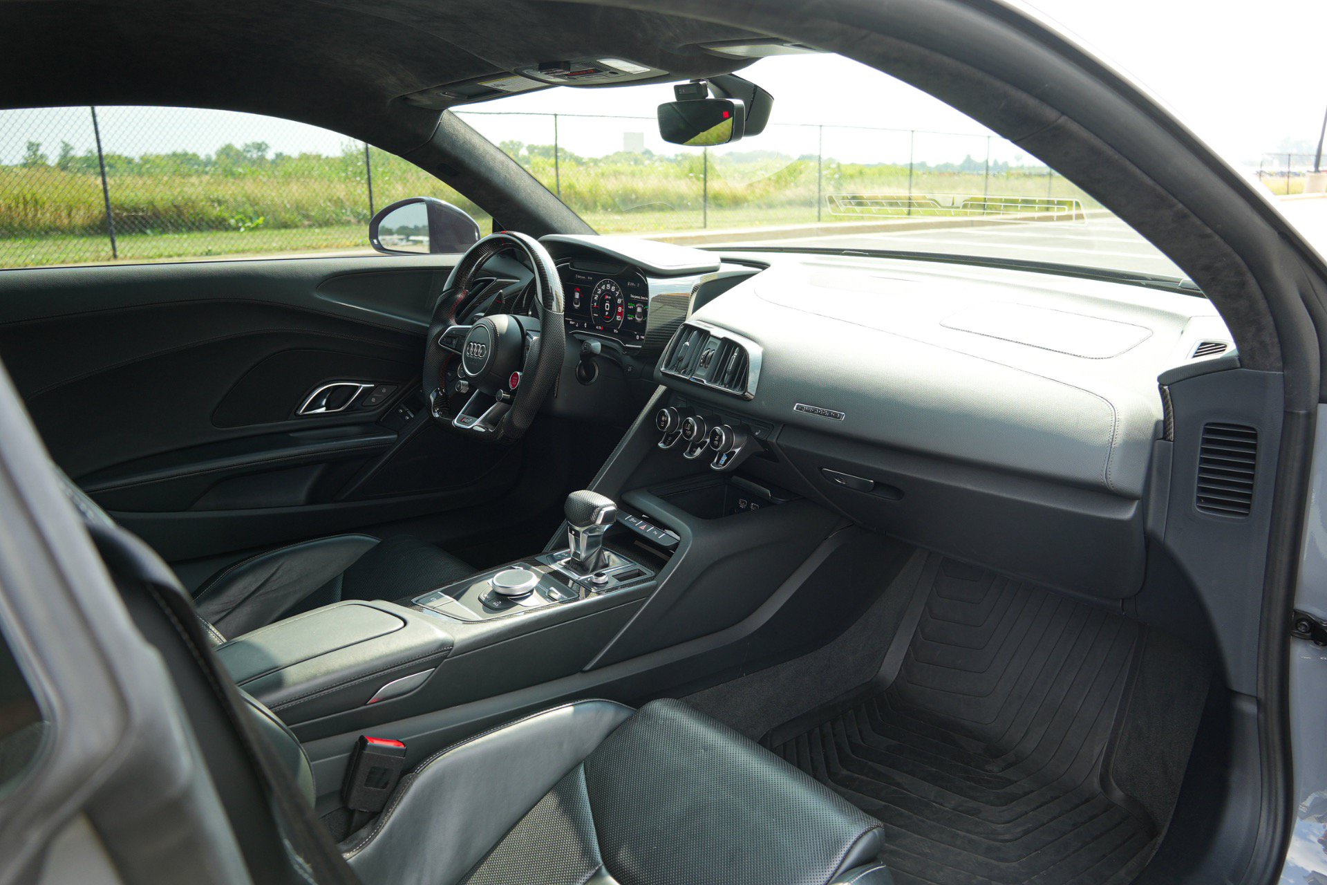 Used 2018 Audi R8 V10 plus AWD/4WD image 22