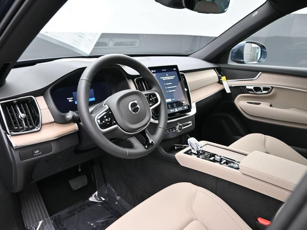 New 2026 Volvo XC90 B6 Core AWD/4WD image 7