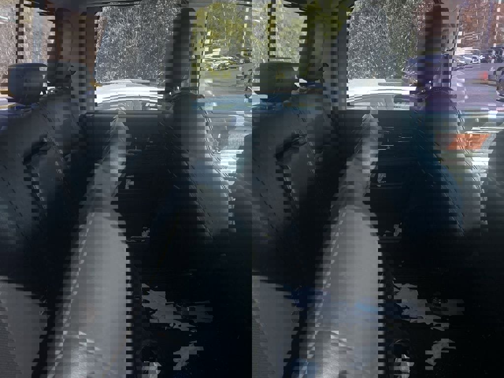 Used 2012 RAM 3500 Laramie w/ Max Tow Pkg image 5