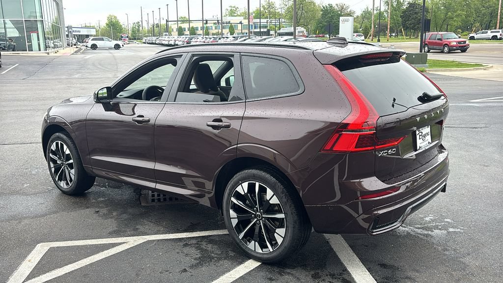 New 2026 Volvo XC60 B5 Plus w/ Climate Package AWD/4WD image 4