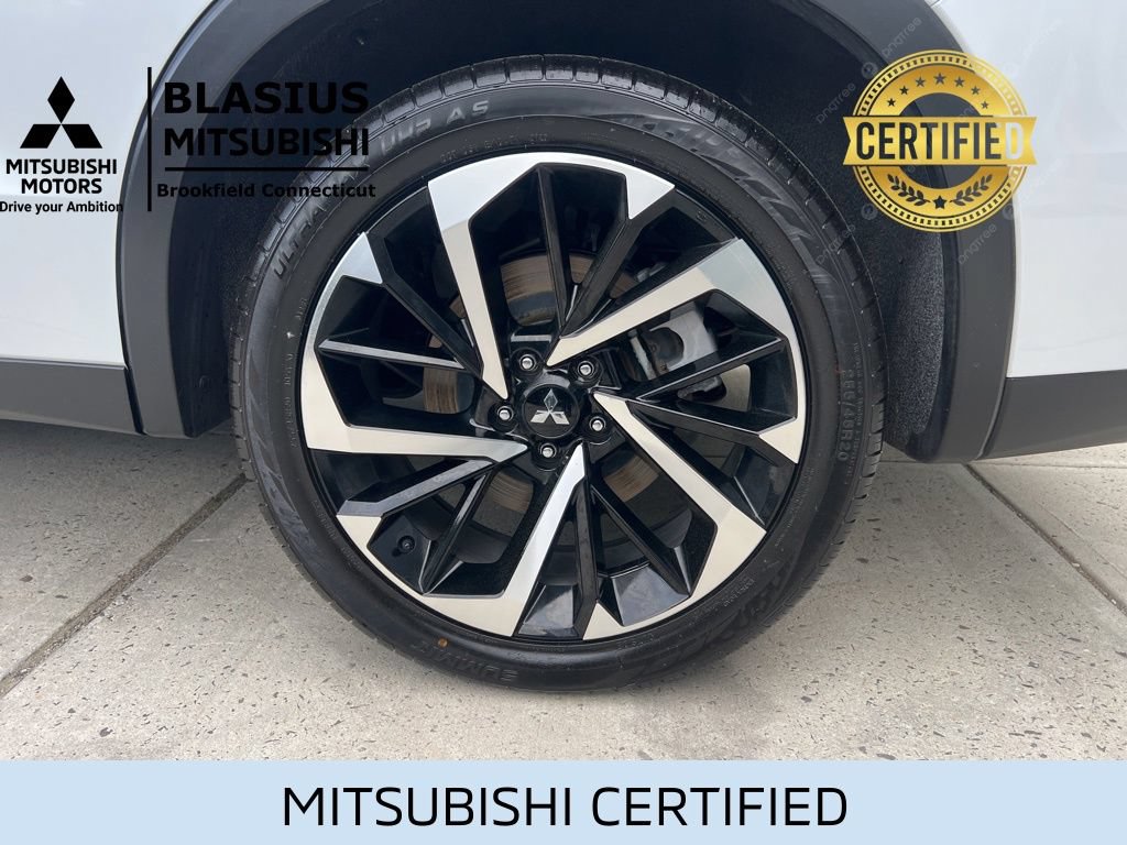 Used 2024 Mitsubishi Outlander 4WD Plug-In Hybrid image 16