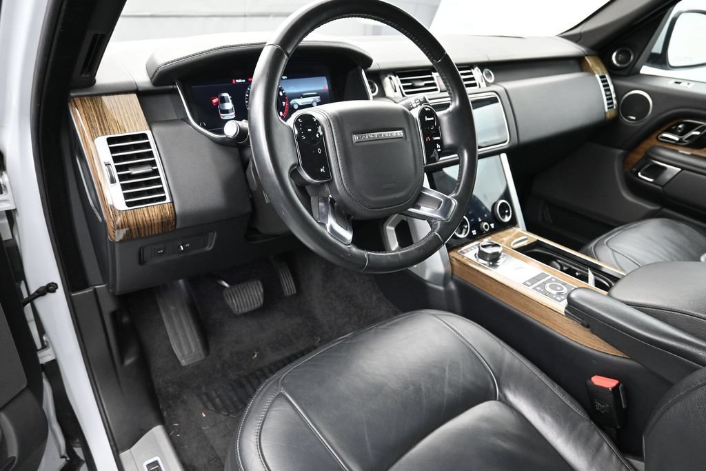 Used 2018 Land Rover Range Rover AWD/4WD image 4