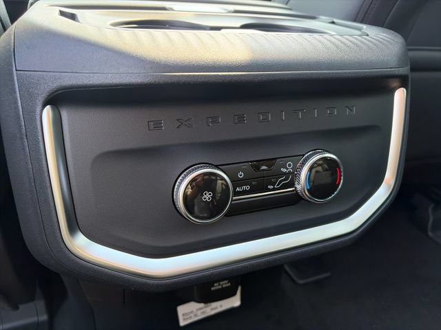 New 2027 Ford Expedition Active AWD/4WD image 14