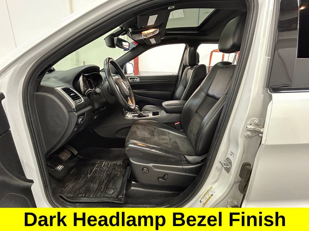 Used 2019 Jeep Grand Cherokee Altitude AWD/4WD image 16