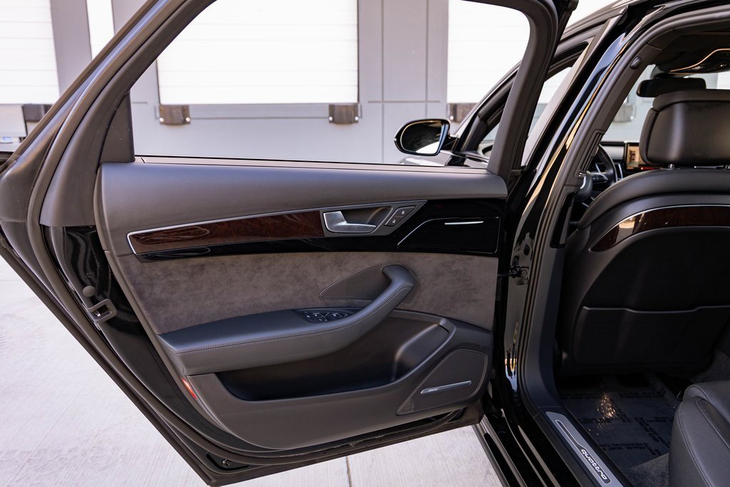 Used 2017 Audi A8 L 3.0T w/ Executive Package image 29