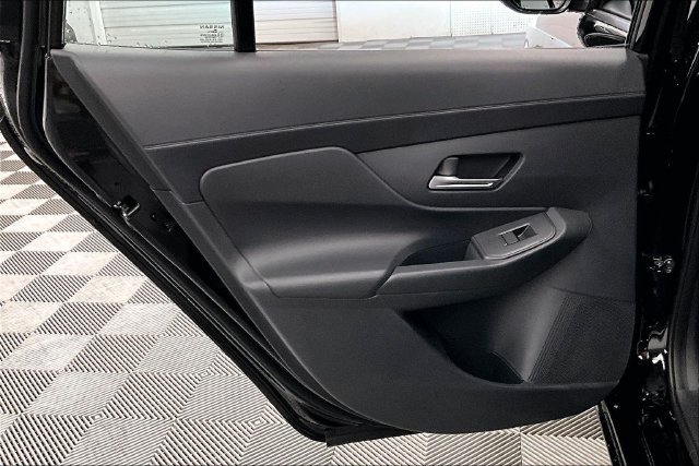 New 2026 Nissan Sentra SV w/ SV Convenience Package FWD image 33