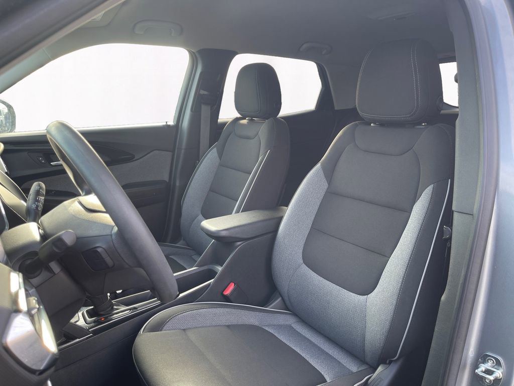 Used 2023 Chevrolet TrailBlazer LT image 9