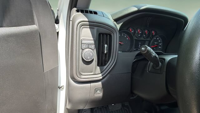Used 2025 Chevrolet Silverado 1500 W/T RWD image 21