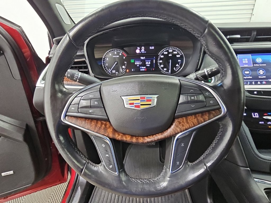 Used 2020 Cadillac XT5 Premium Luxury FWD image 28