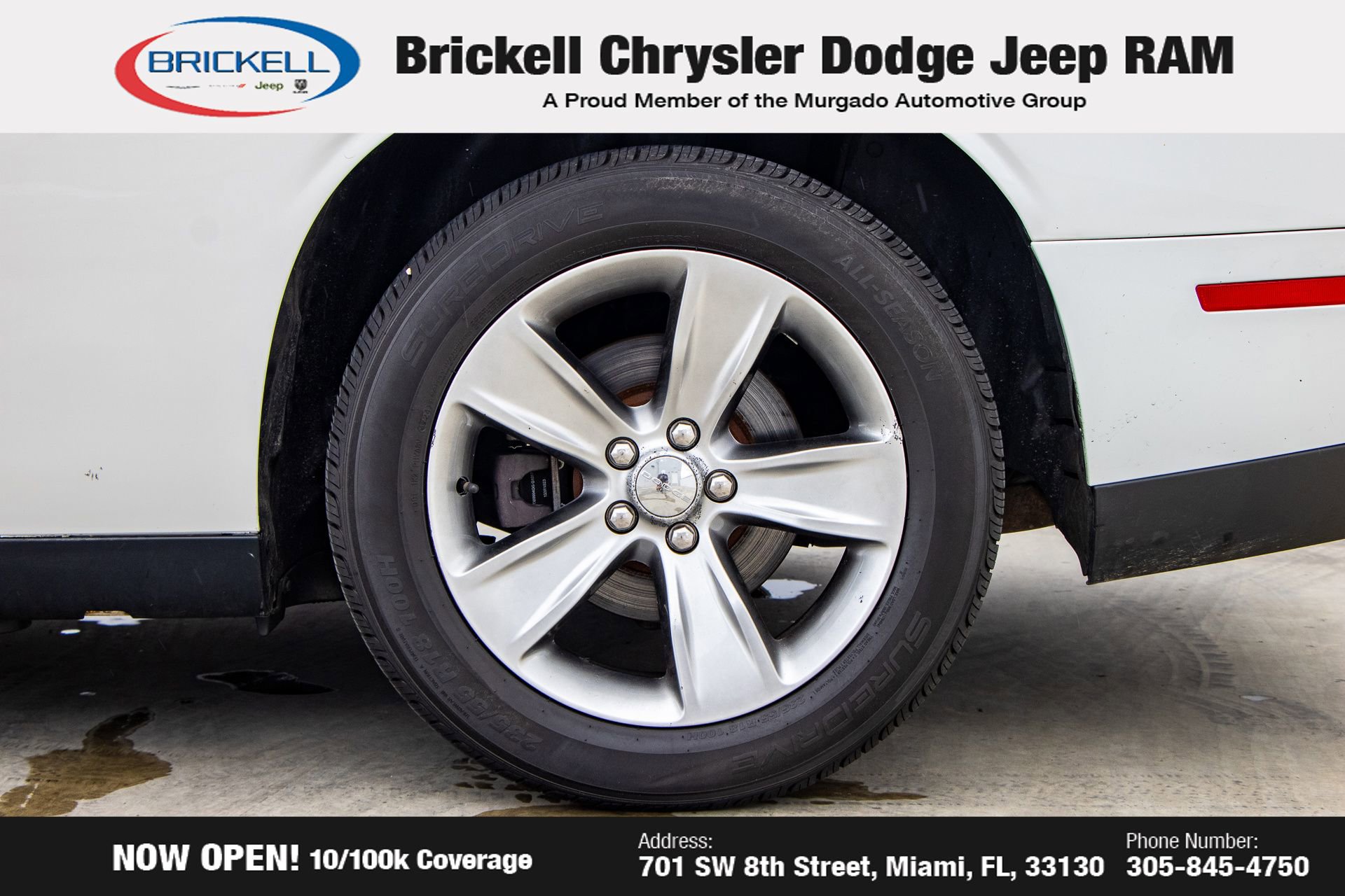 Used 2017 Dodge Challenger SXT image 27