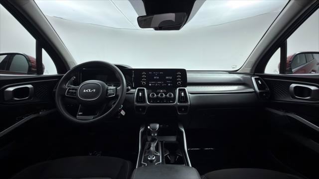Used 2022 Kia Sorento LX FWD image 26