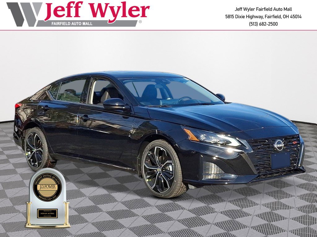 New 2025 Nissan Altima 2.5 SR image 1