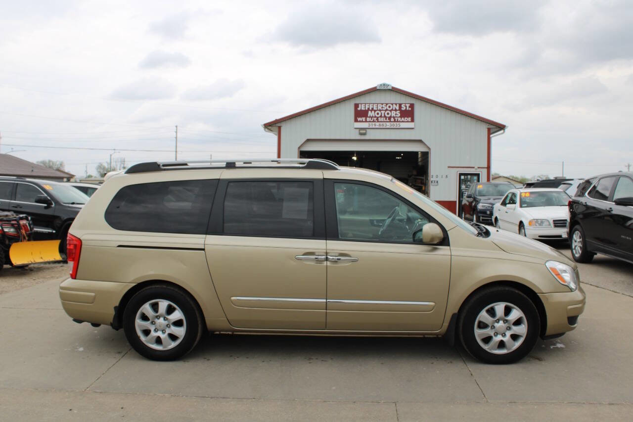 Used 2007 Hyundai Entourage GLS FWD image 1
