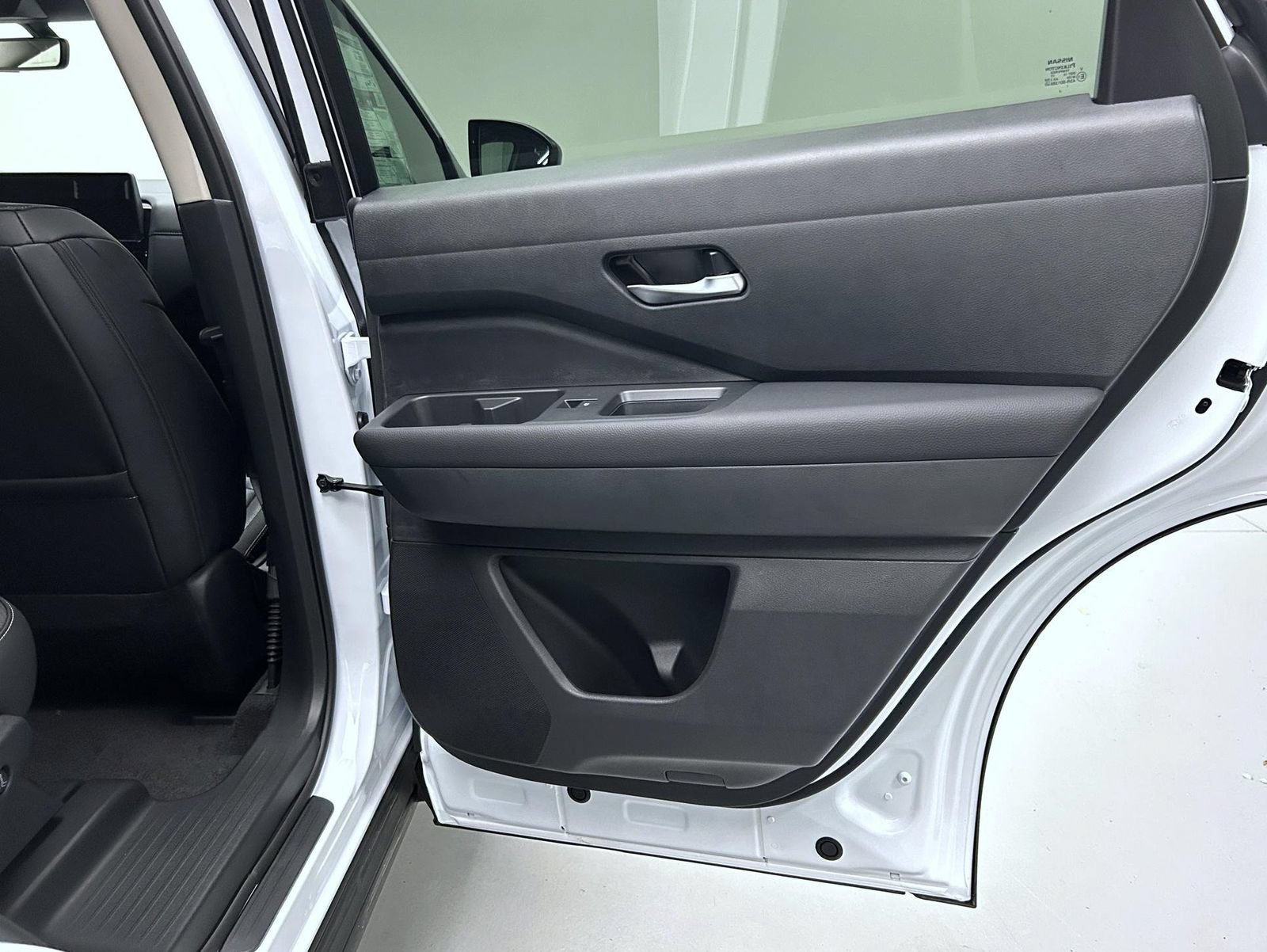New 2026 Nissan Pathfinder SL AWD/4WD image 17
