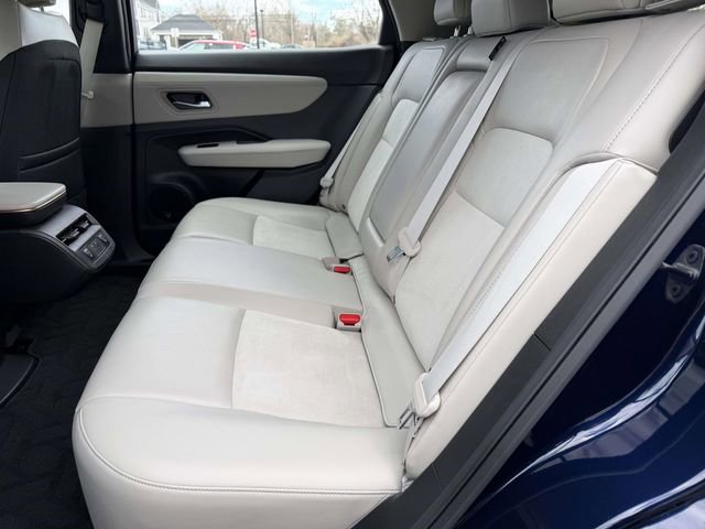 Used 2023 Nissan Ariya FWD image 11