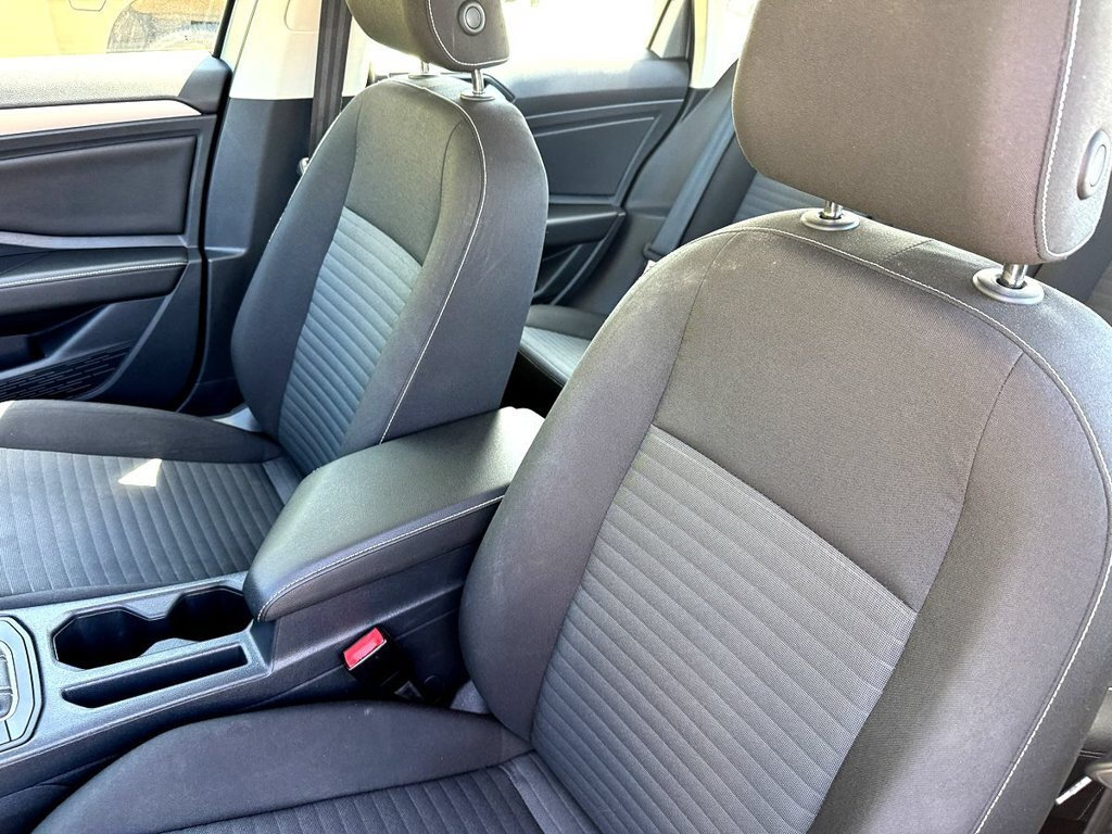 Certified 2024 Volkswagen Jetta S FWD image 13