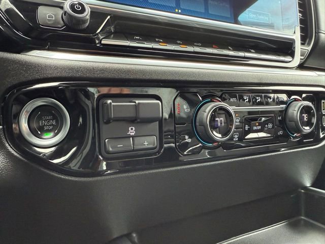 Used 2025 Chevrolet Silverado 1500 RST w/ Convenience Package II image 30