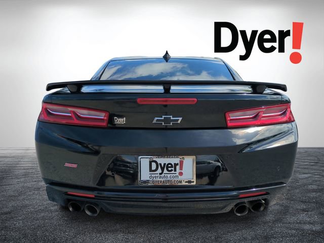 Used 2017 Chevrolet Camaro SS RWD image 5