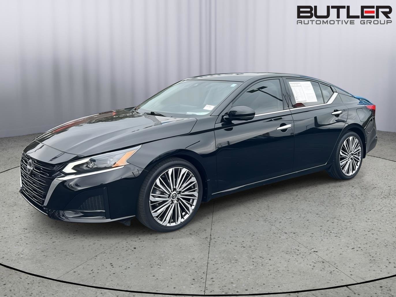 Used 2024 Nissan Altima 2.5 SL image 1