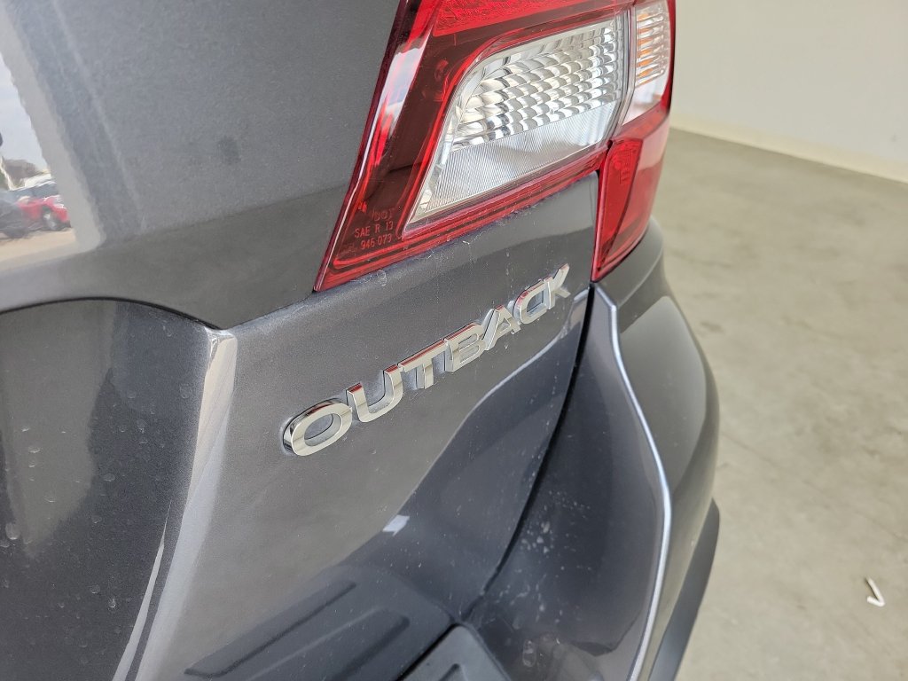 Used 2019 Subaru Outback 2.5i Limited w/ Popular Package #2 AWD/4WD image 15