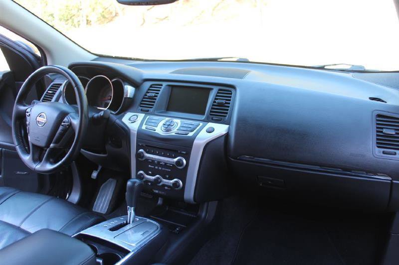 Used 2009 Nissan Murano SL w/ Technology Pkg FWD image 13