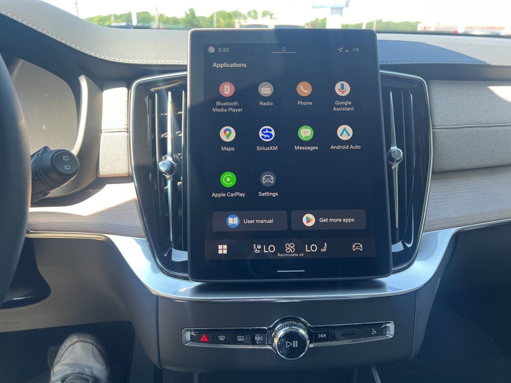 New 2026 Volvo XC90 B6 Plus w/ Protection Package Premier image 21