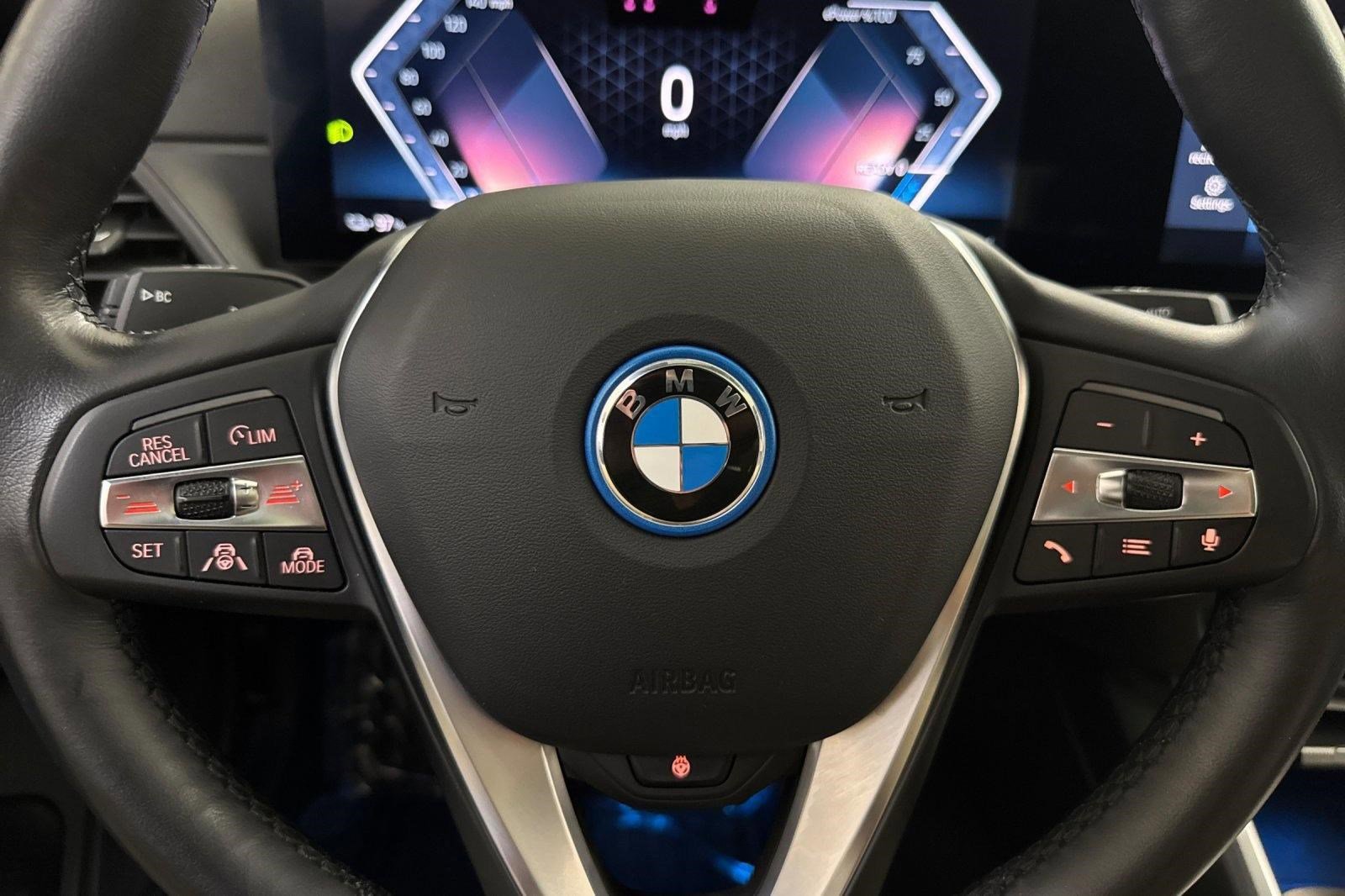 Certified 2023 BMW i4 eDrive35 image 17