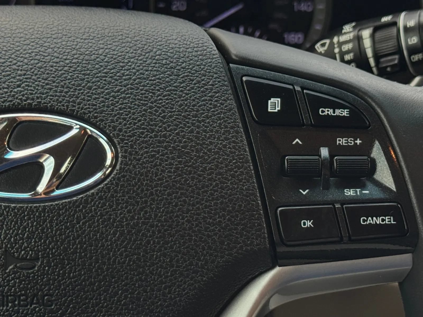 Used 2020 Hyundai Tucson Sport FWD image 29