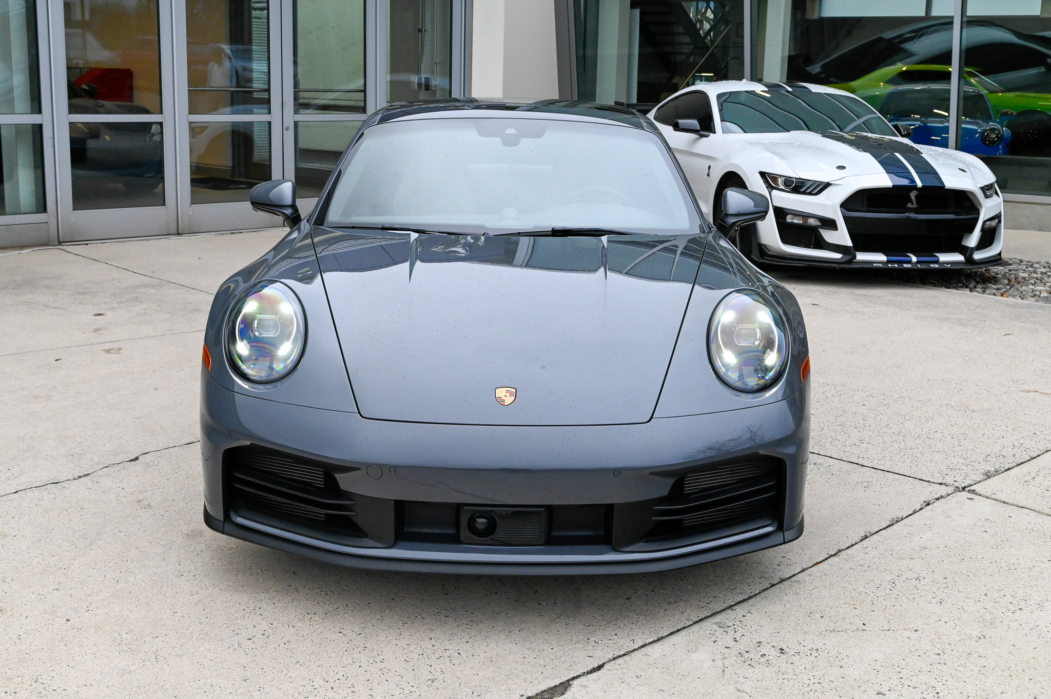 Used 2025 Porsche 911 Carrera image 2