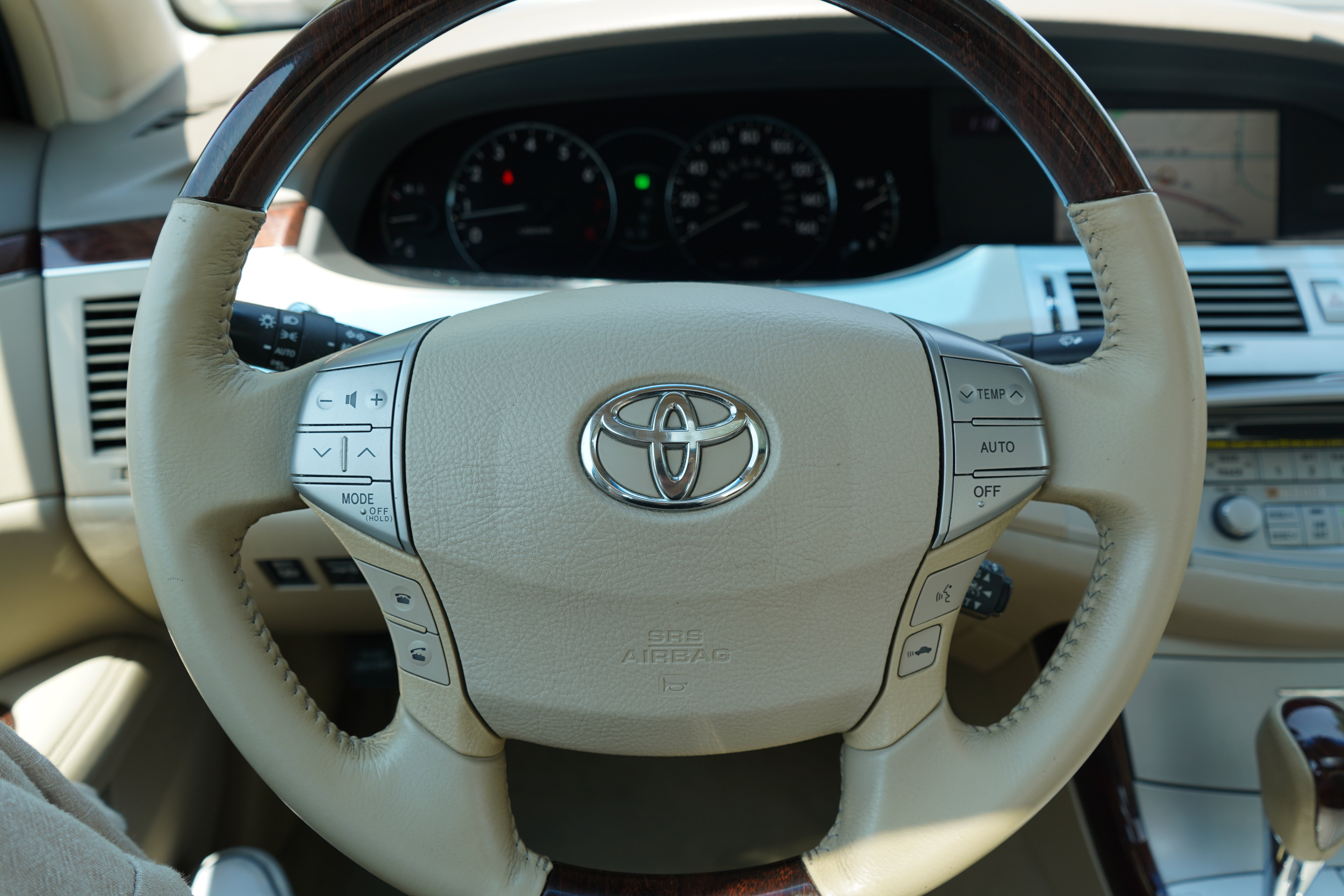 Used 2009 Toyota Avalon XL FWD image 34