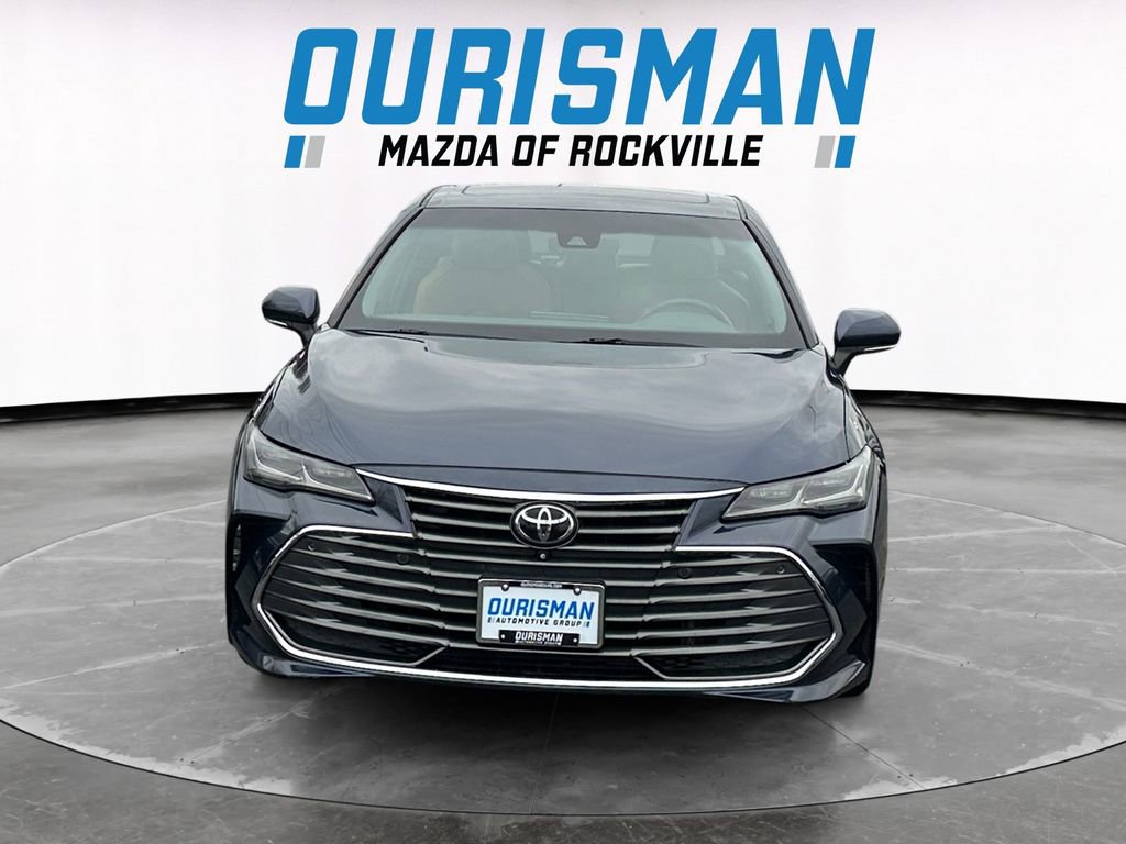Used 2019 Toyota Avalon Limited image 8